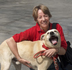 UPA: Corinne Schirmer mit ihrem Hund Bandido